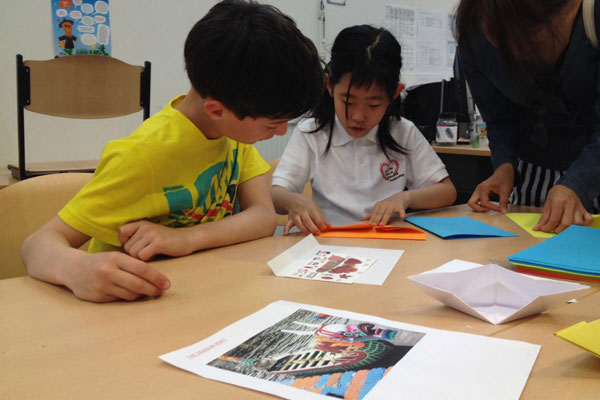 北京王府外国语学校话剧社团巡演欧洲
